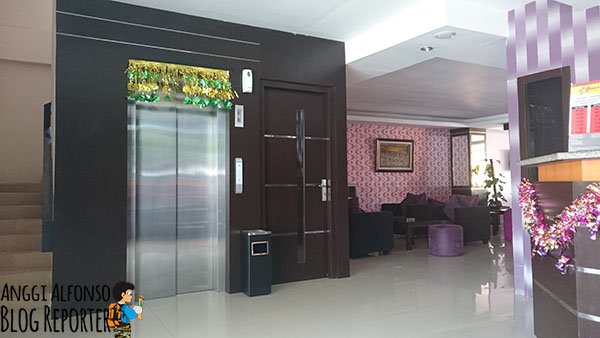 Loby Hotel Syariah Atiqa Pinrang